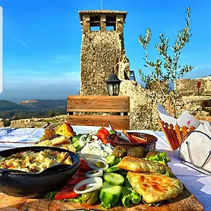 Emiliano Castle Of 2* Krujë