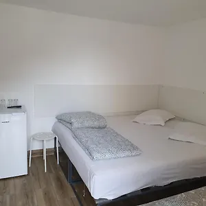 Nord Poshtel , Бухарест Румыния